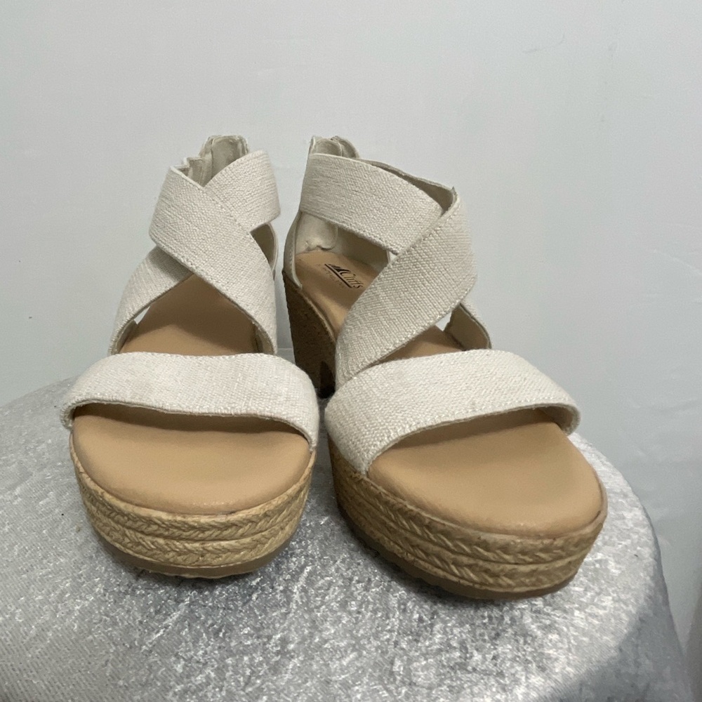 CliffsbyWhiteMountain Blake Beige ElasticCross Strap Wedge SandalsSize 9.5M(B11🤩 - Picture 3 of 9